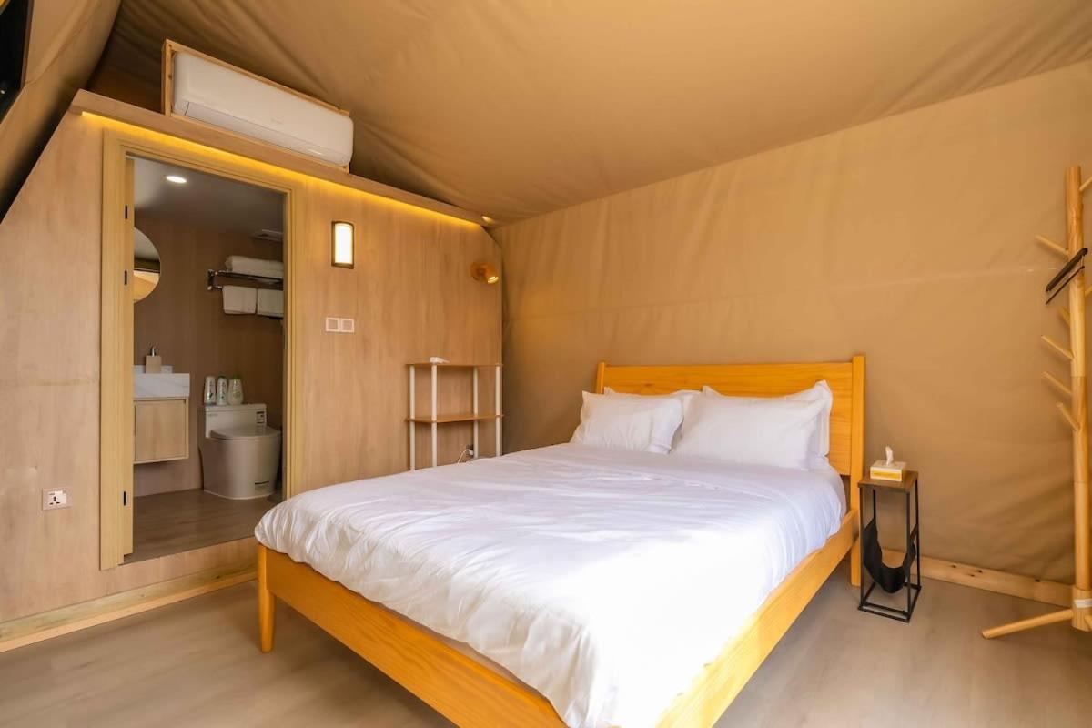 Glamping In The Urban Hotel Glendora Exterior foto