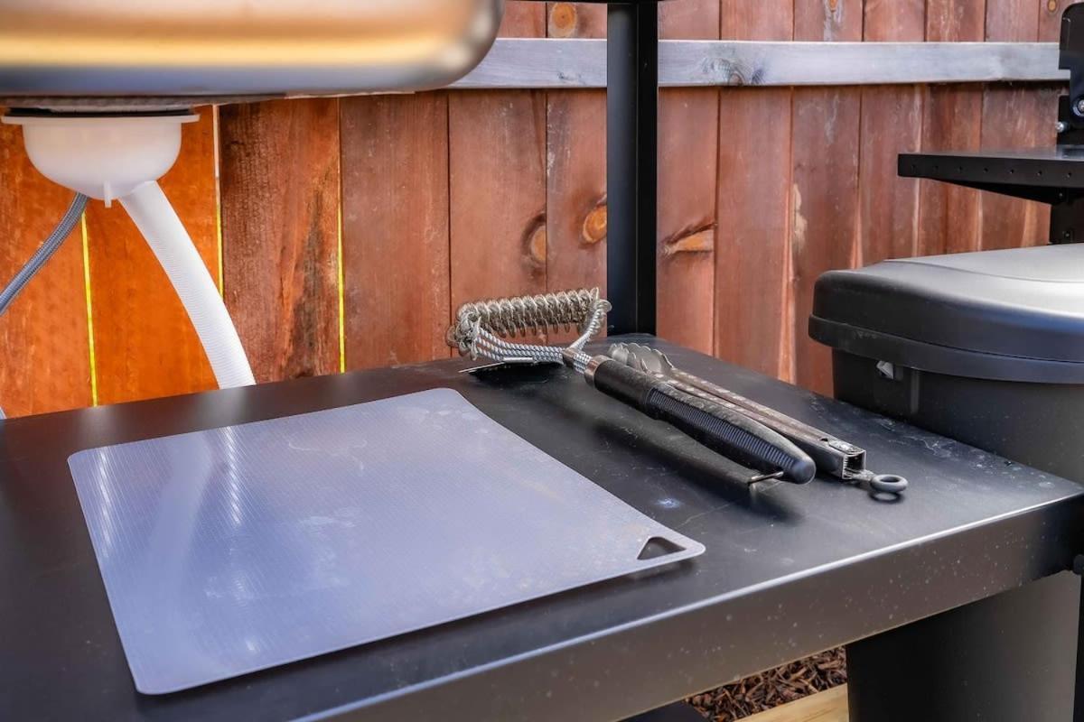 Glamping In The Urban Hotel Glendora Exterior foto
